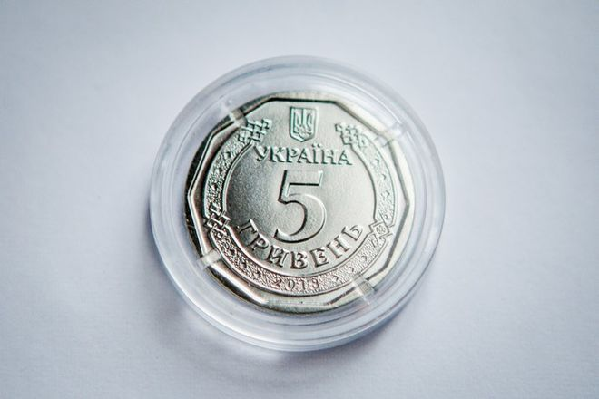 Сьогодні з’явилися в обігу монети номіналом 5 гривень
