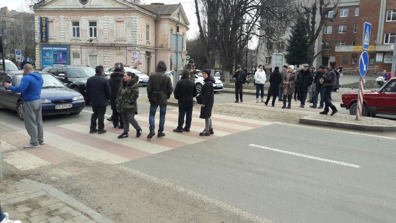 У Чернівцях активісти перекрили проспект Незалежності