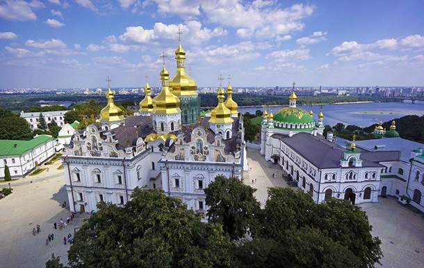 У Києво-Печерській лаврі – 63 нових випадки COVID-19: комплекс закривають на карантин