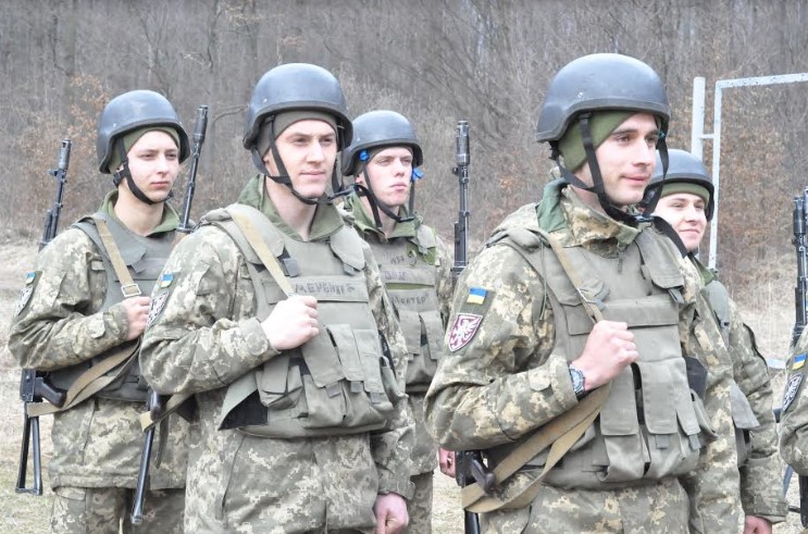 Чернівецький ОВК: Звільнення строковиків з лав ЗСУ відбудеться вчасно