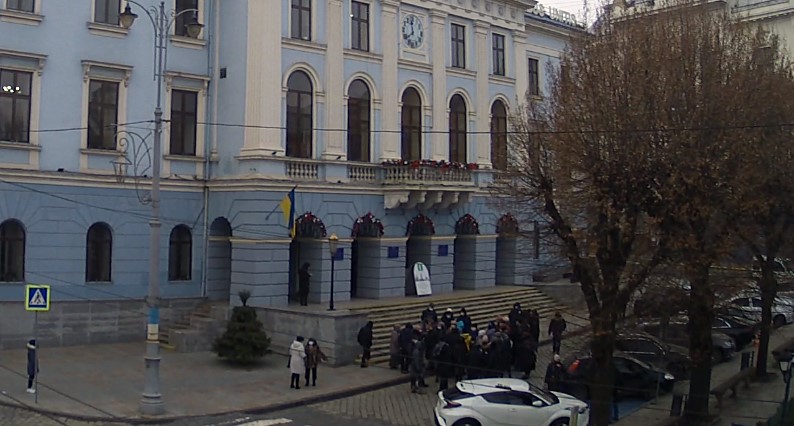 У Чернівцях розпочався пікет проти підвищення цін на газ