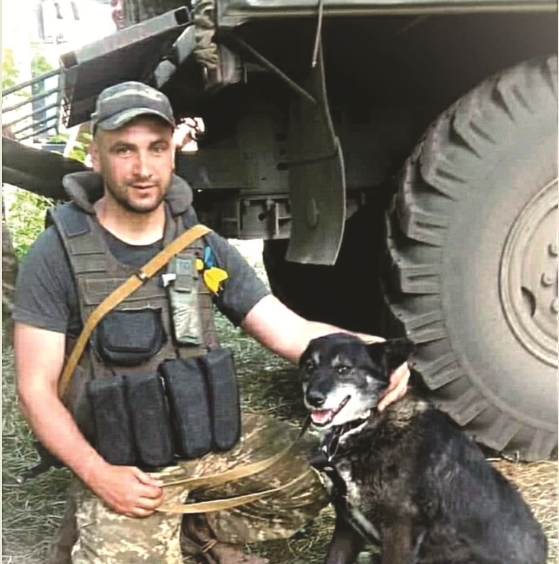 Романа проводжали навколішки