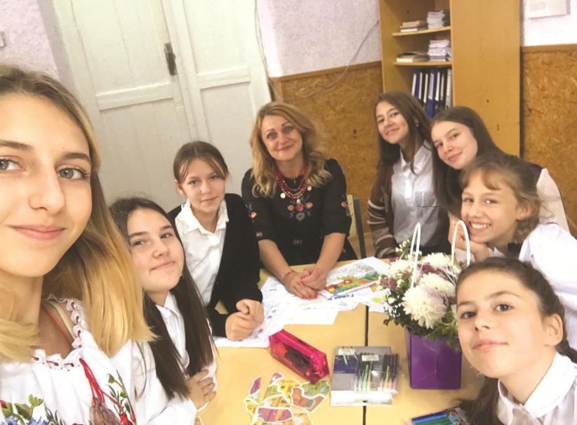 Виховувати патріотів під час війни