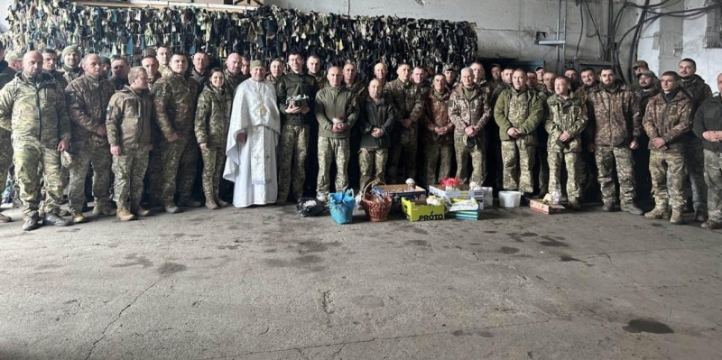 Великдень на передовій