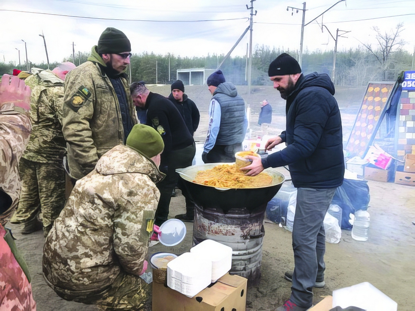 Бограч і плов просто з вогню